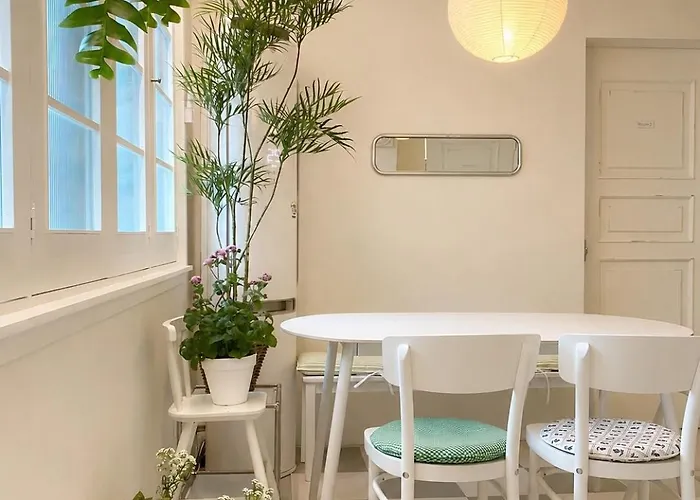 Staygreen, Sinjeong * Seoul